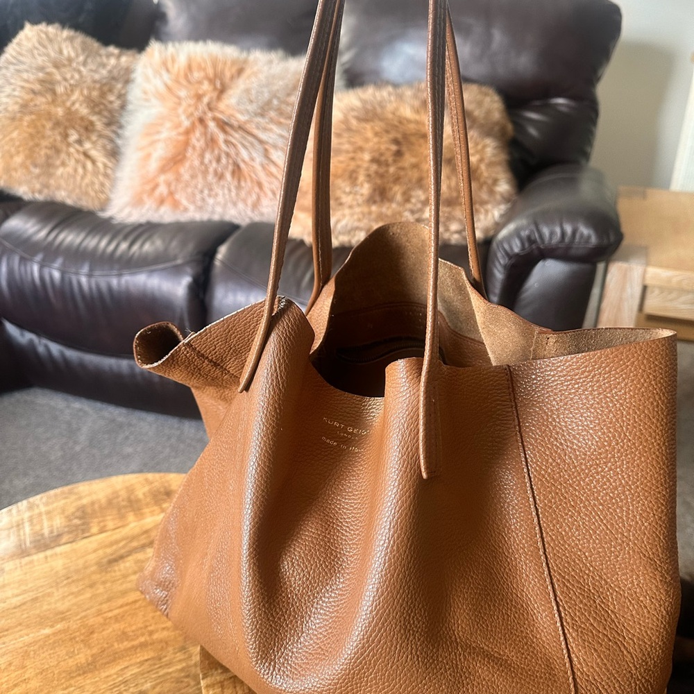Elegant Kurt Geiger Brown Leather Tote Bag